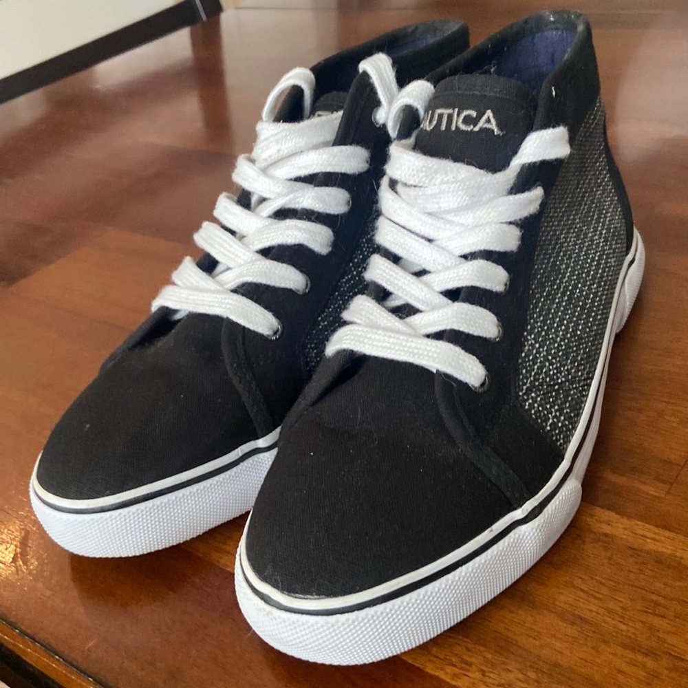 Nautica black high top sneakers shoes size 8 like new